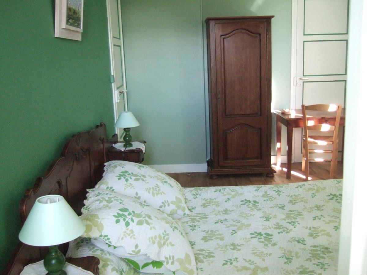 Ferme De La Riviere Bed & Breakfast Petiville  Luaran gambar